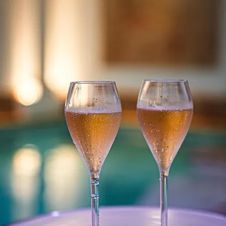 J'adore & (adults Only) 5* París
