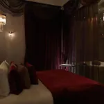 J'adore & (adults Only) 5* Paris