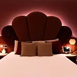 J'adore & (adults Only) 5*