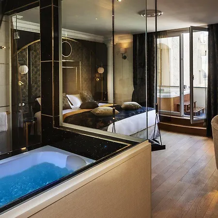 J'adore & (adults Only) Paris