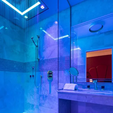 J'adore Hotel&spa 5* Parijs