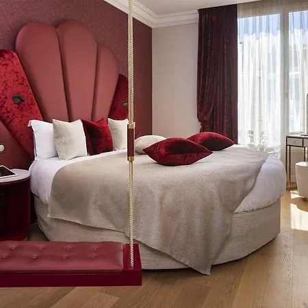 Отель J'adore & (adults Only) 5*