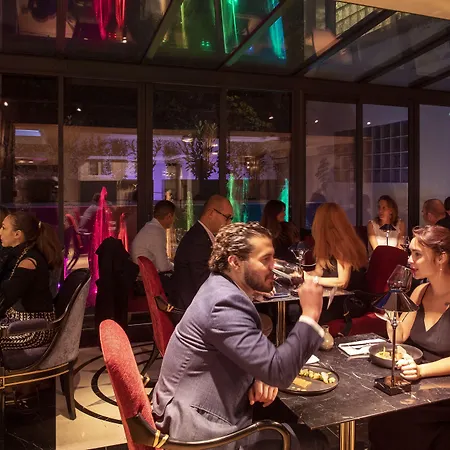 ホテル J'adore & (adults Only) パリ