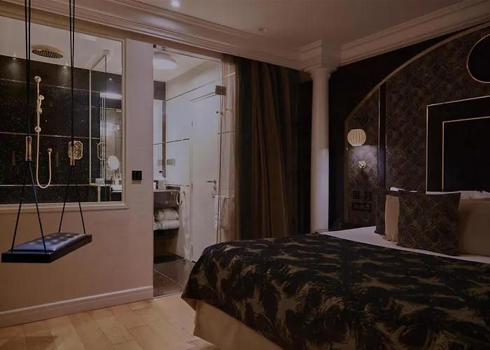 J'adore & (adults Only) Parigi