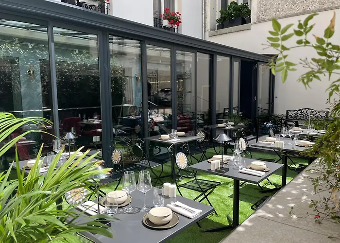 J'adore & (adults Only) 5* Parigi