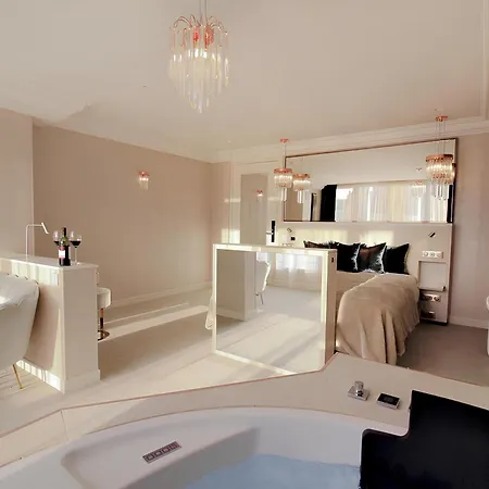 J'adore & (adults Only) Hotel